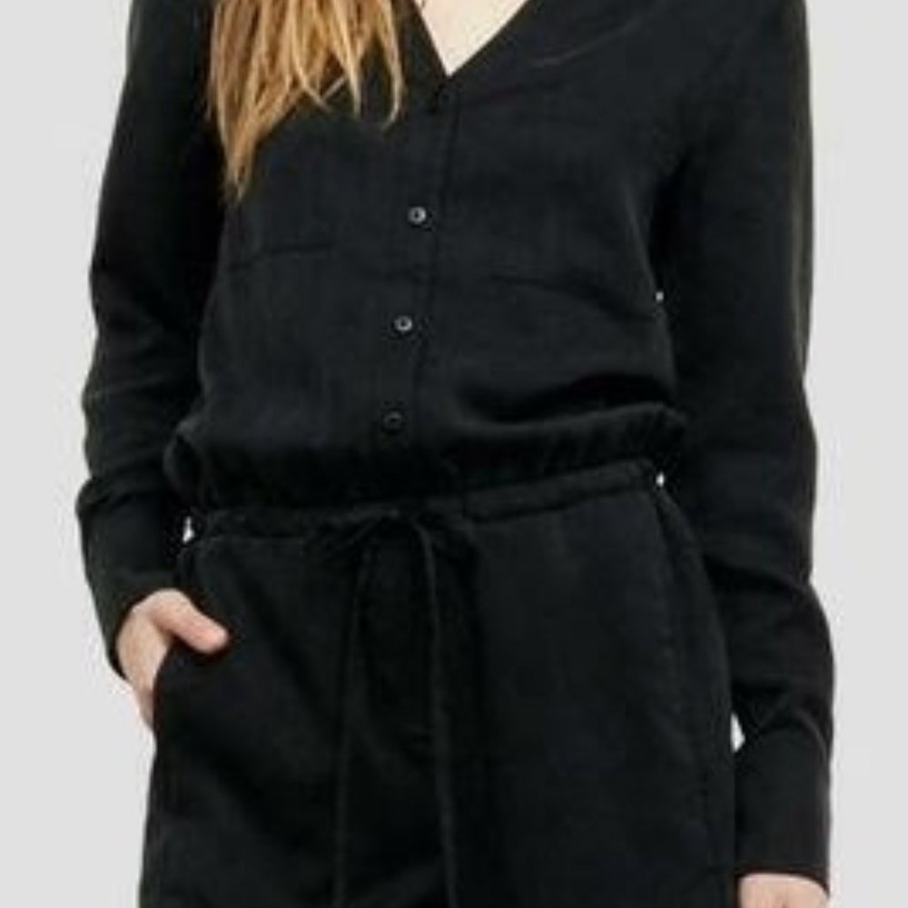 Kenneth Cole Black Long-Sleeve Romper, Size M
